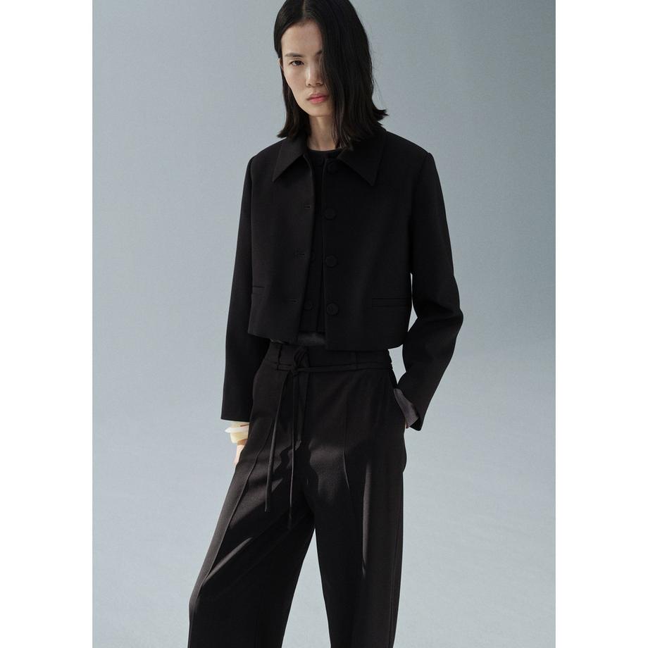 MANGO Cagliari Straight Fit Hose mit Schleifendetail  