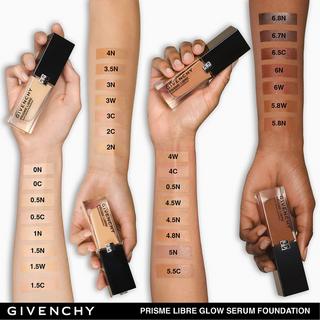 GIVENCHY  Prisme Libre Glow Serum Foundation 