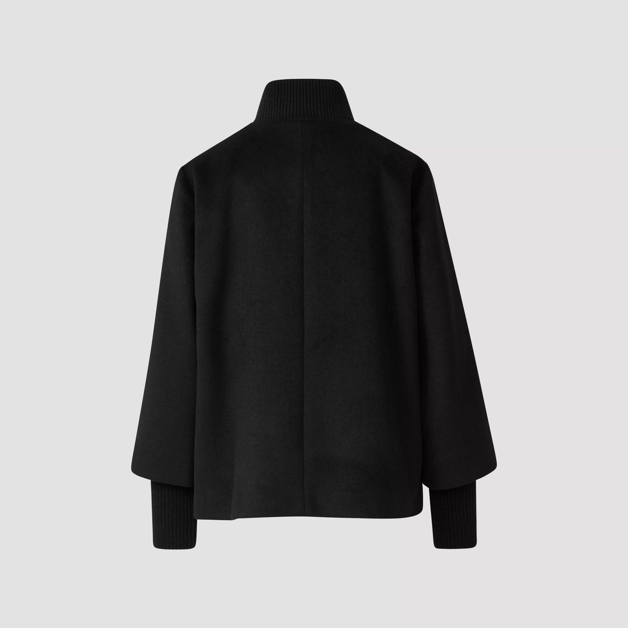 S. Oliver Black Label Giacca con Collo e Polsini a Costine  