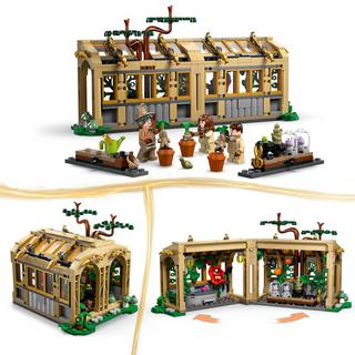 LEGO®  76445 Le château de Poudlard : le cours de botanique 