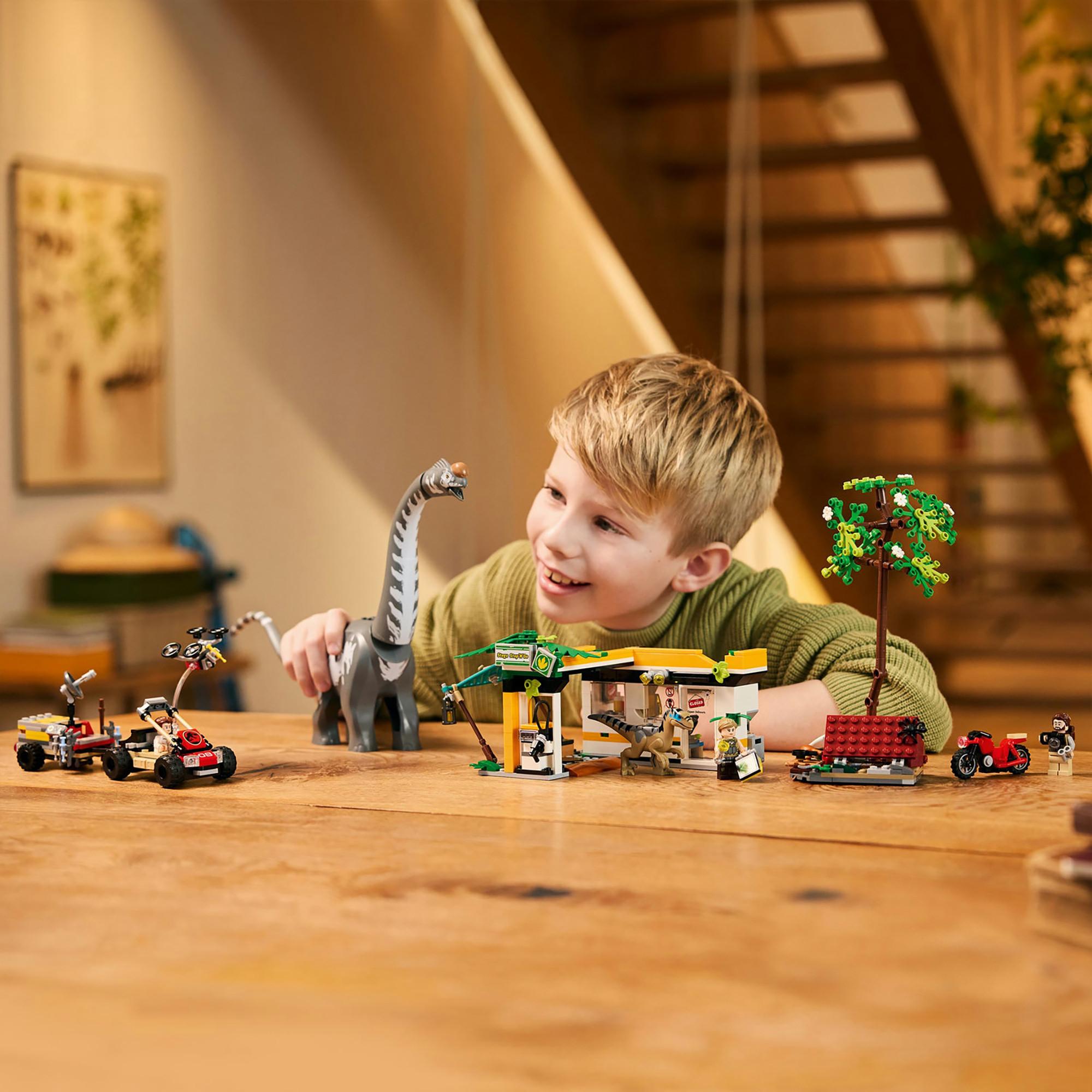 LEGO®  76973 Raptor & Titanosaurus: Grosse Fährtensuche 