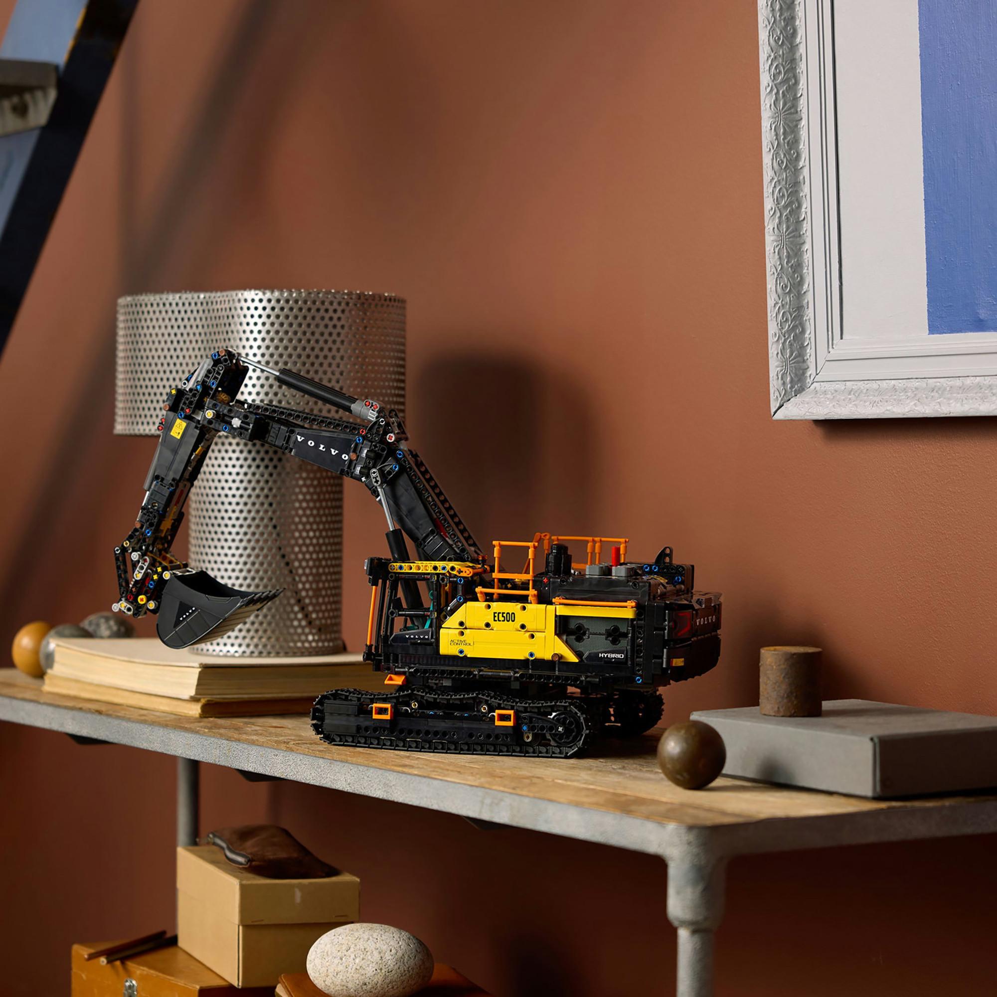 LEGO®  42215 Volvo EC500 Hybrid Bagger 