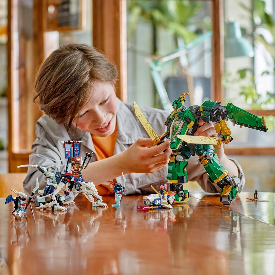 LEGO®  71845 Lloyds Jet-Mech 