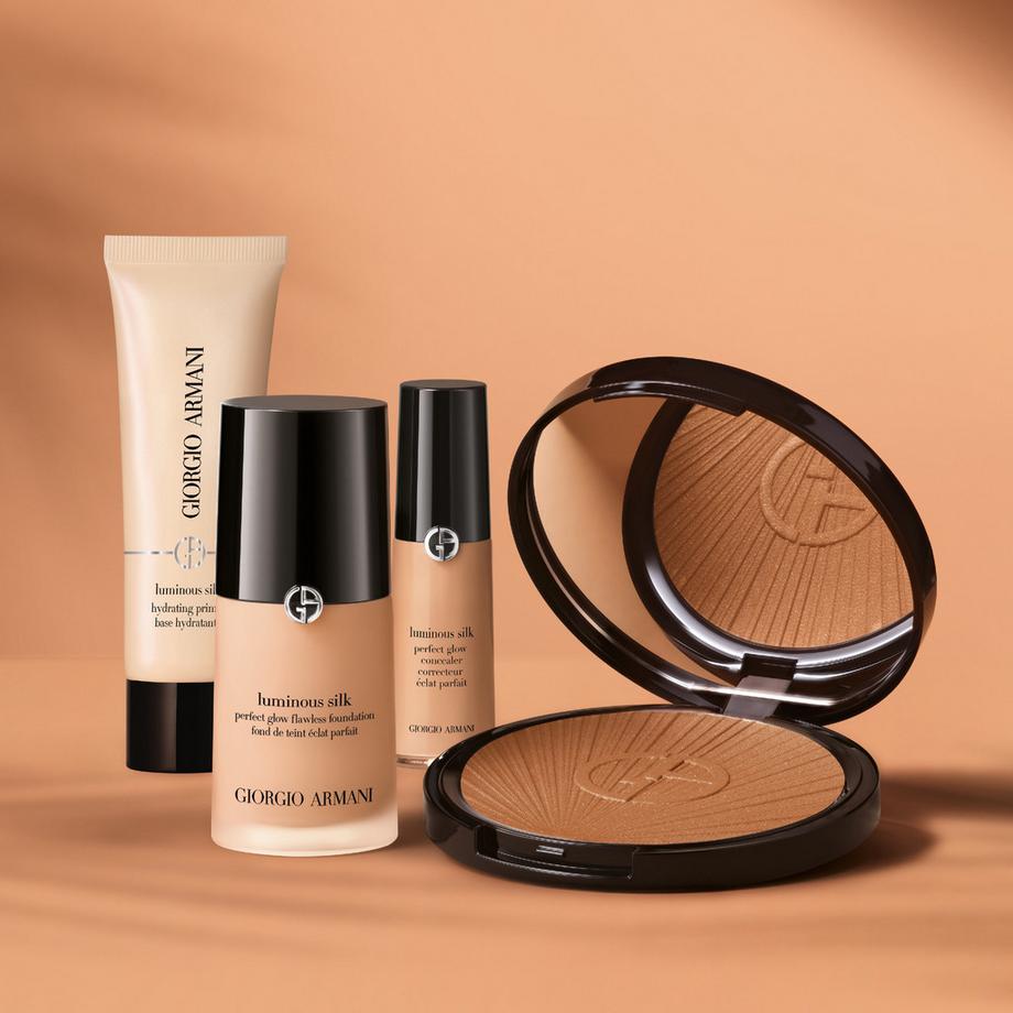 ARMANI  Luminous Silk Bronzer 