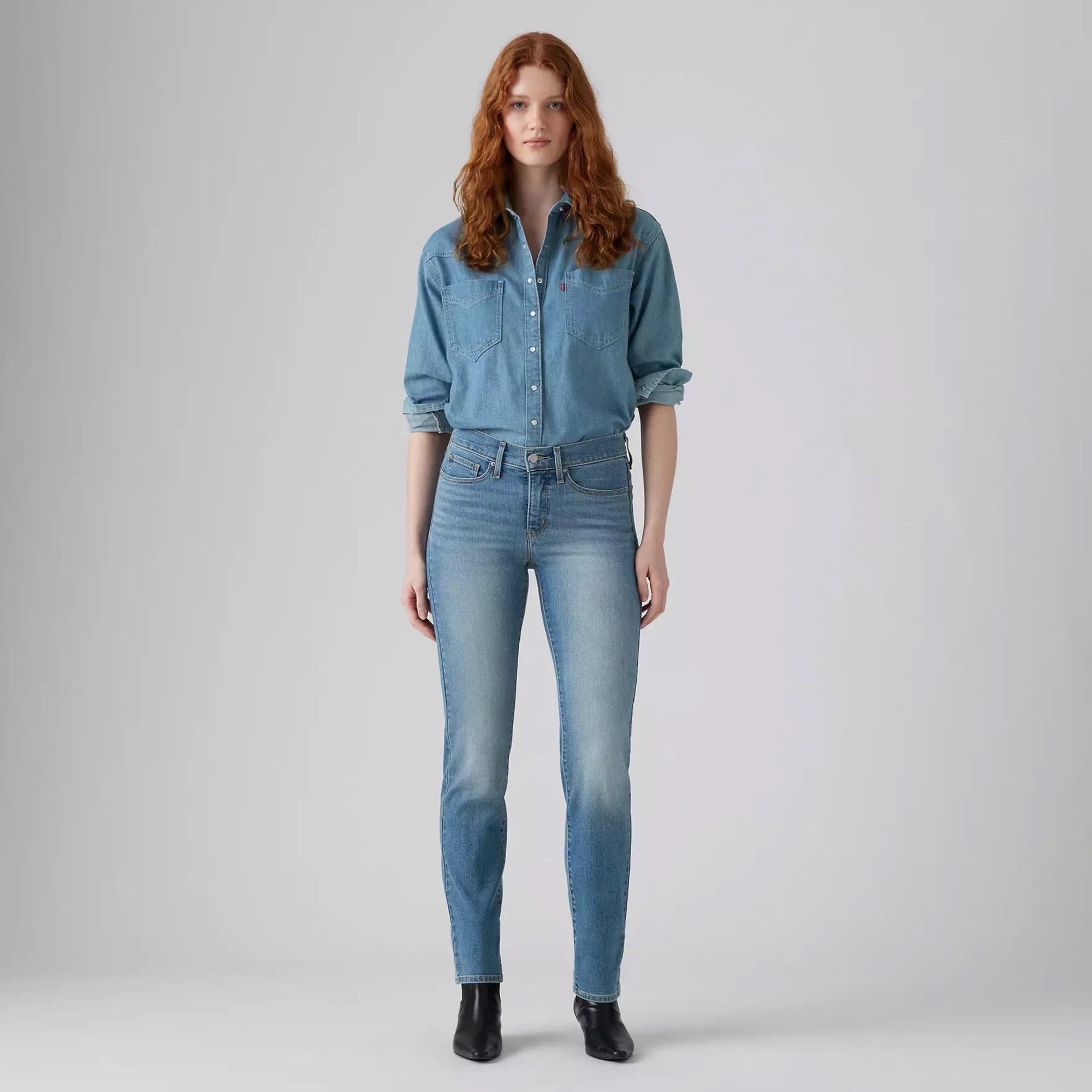 Levi's® Straight Leg Fit Jeans  