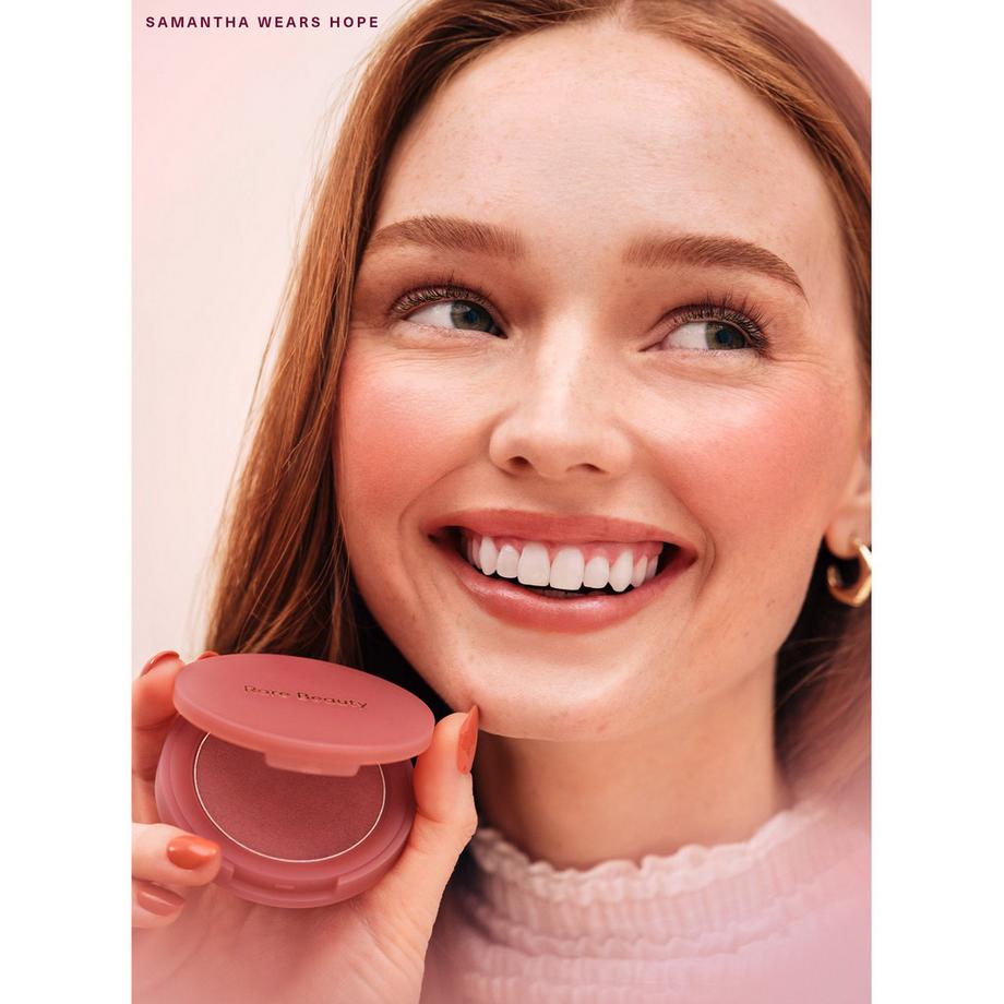 RARE BEAUTY  Soft Pinch Matte Bouncy Blush - Mattes Rouge Cocon- Effekt 