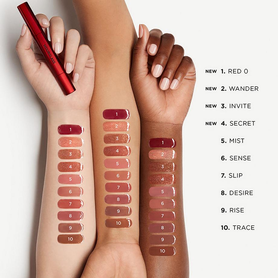 HOURGLASS  Phantom Volumizing Glossy Balm - Lip Balm 