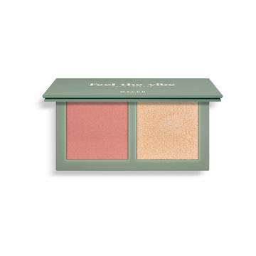 Palette viso dalla texture ibrida con blush ed illuminante