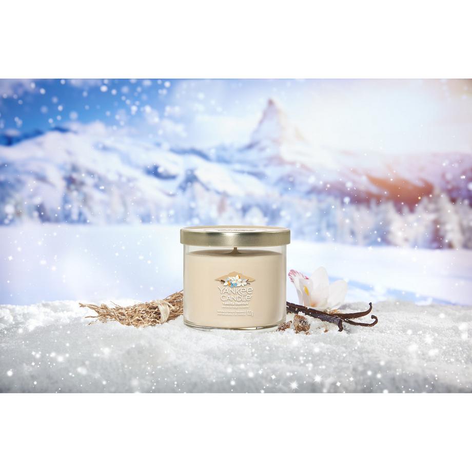 Yankee Candle Signature Duftkerze im Glas Vanilla Flurries 