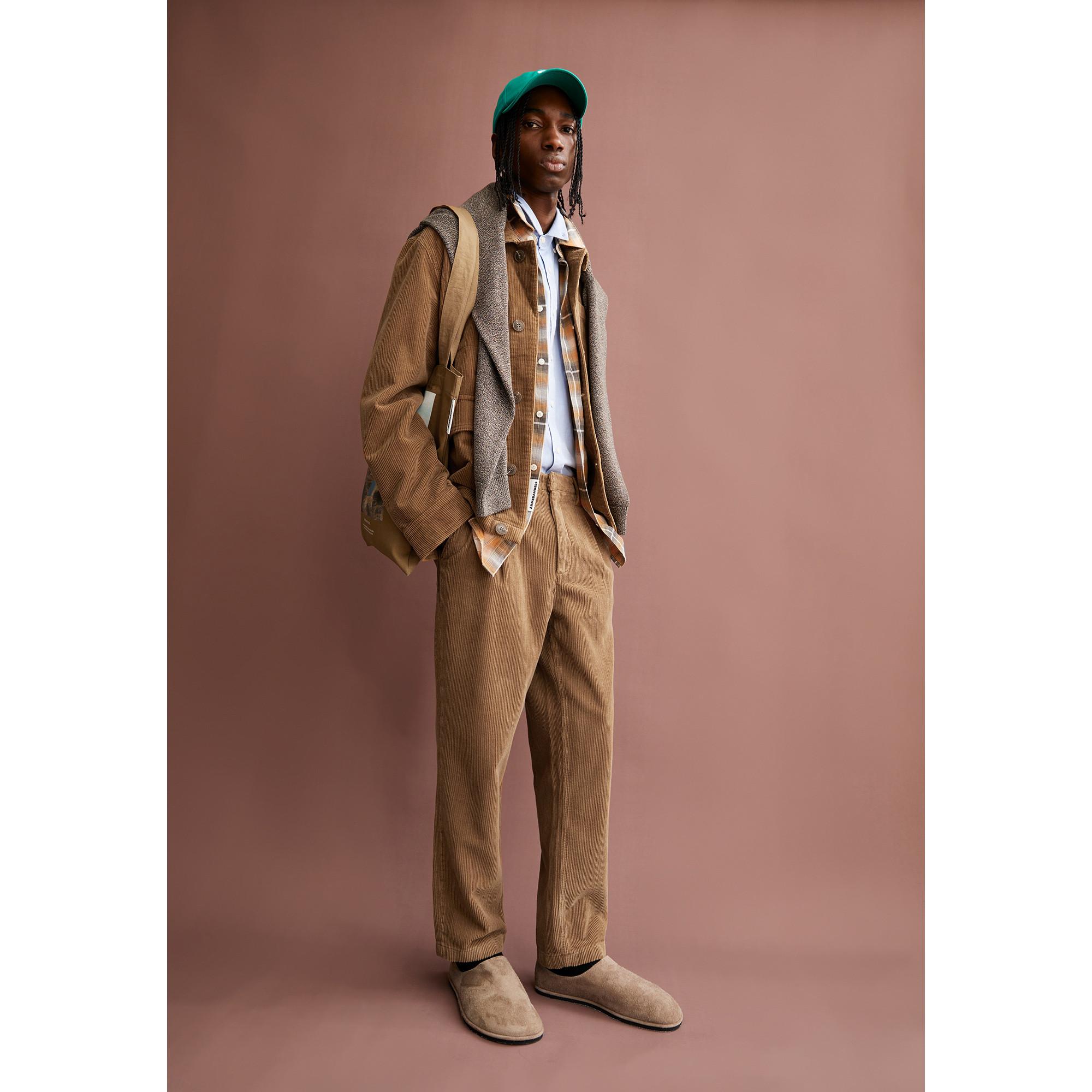 ARMEDANGELS Pantalon plissé en velours côtelé  