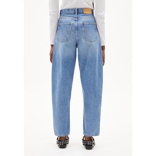 ARMEDANGELS High Waist Straight Leg Jeans  
