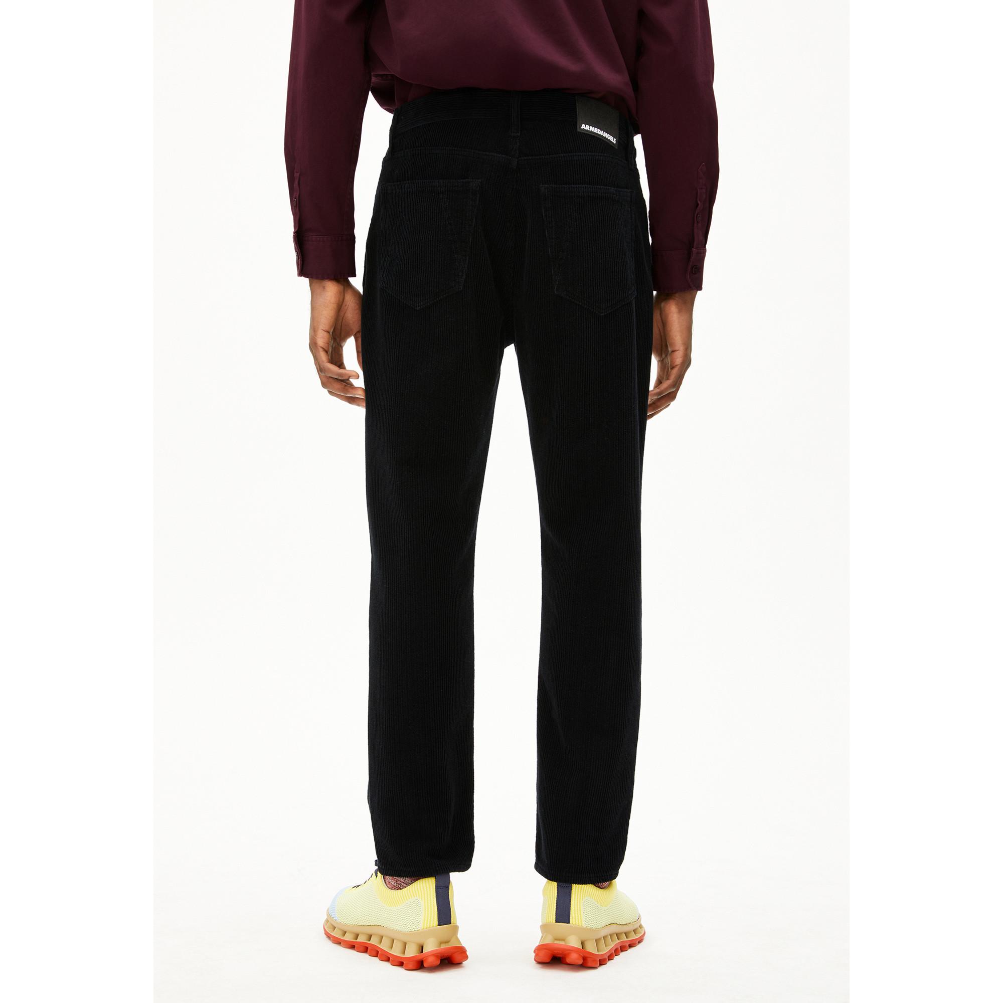 ARMEDANGELS Pantalon en velours côtelé Relaxed Tapered Fit  