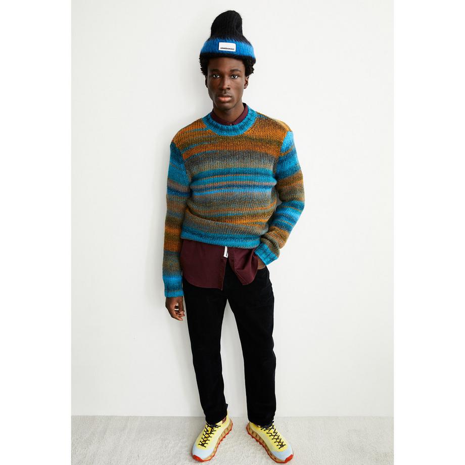 ARMEDANGELS Maakx Corduroy Tapered Relaxed Fit Pantaloni  