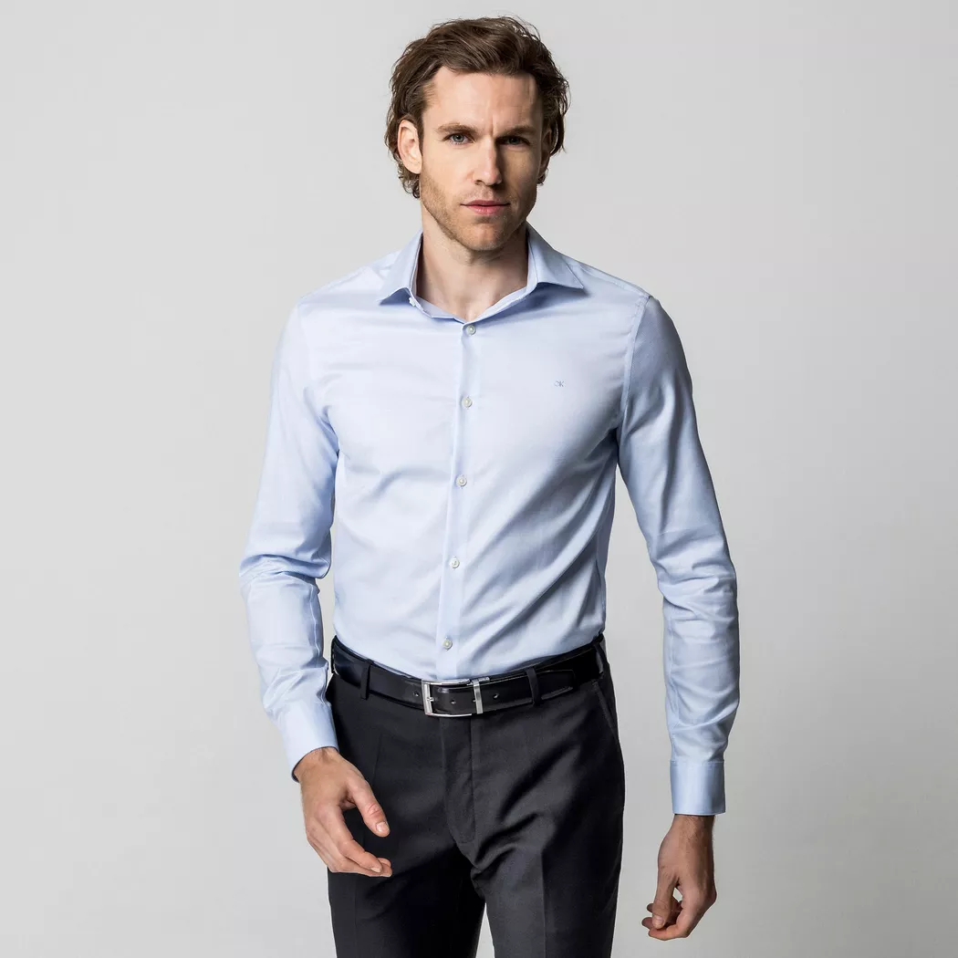 Businesshemd CALVIN KLEIN "REG ESNTL POPLIN STR SLD", Herren, Gr. 42, N-Gr, calm blau, Web, Obermaterial: 97% Baumwolle, 3% Elasthan, unifarben, regular fit normal, Rundhals, eingesetzt 1-Knopf-Manschette, Hemden, Regular fit, mit Rundhalsausschnitt
