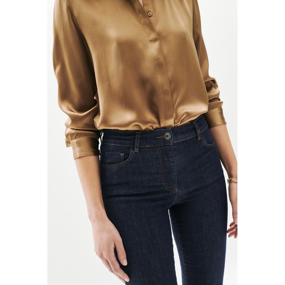 Caroll Jean Slim Fit Cropped  