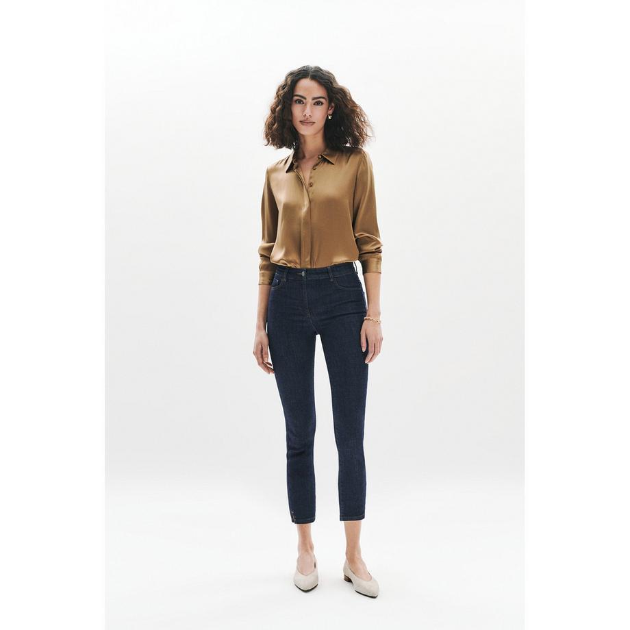 Caroll Jean Slim Fit Cropped  