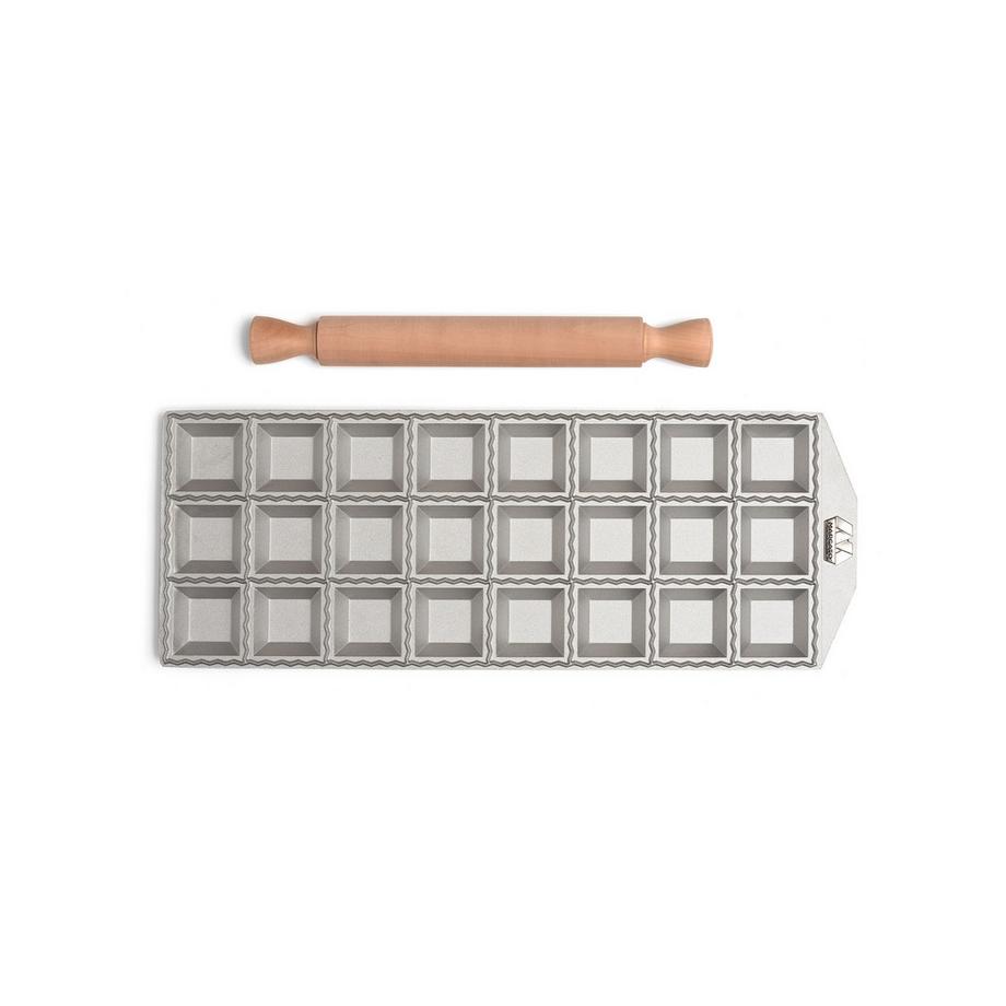 Planche pour former ravioli