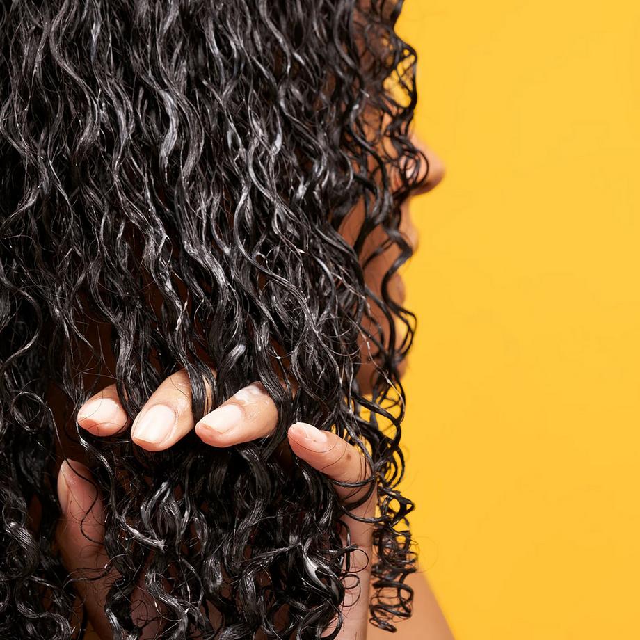 FABLE & MANE  Glanzhaarmaske - Mit Schwarztee 