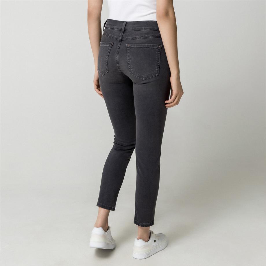 Manor Woman Slim Fit Jeans  