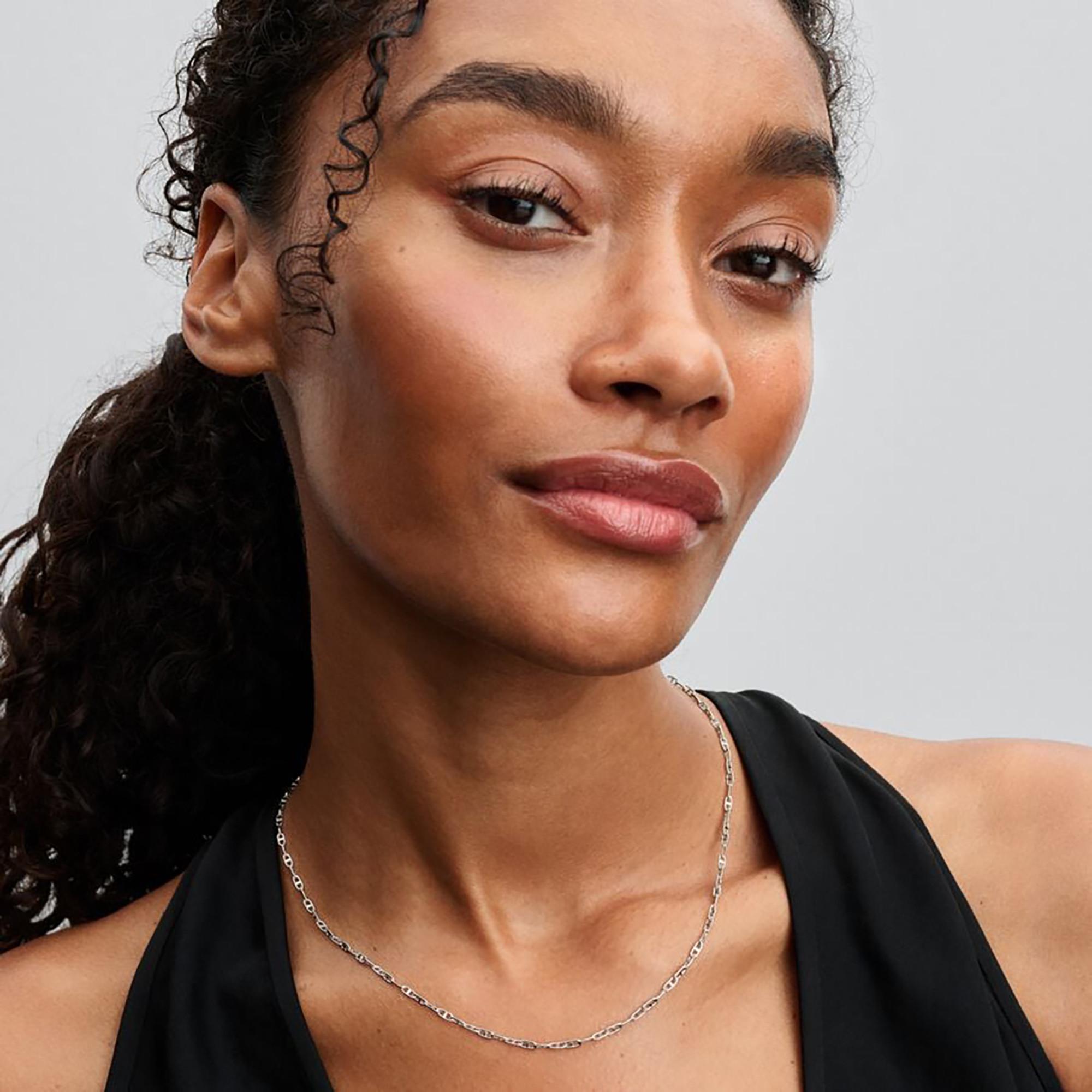 PANDORA Pandora Moments Collier 