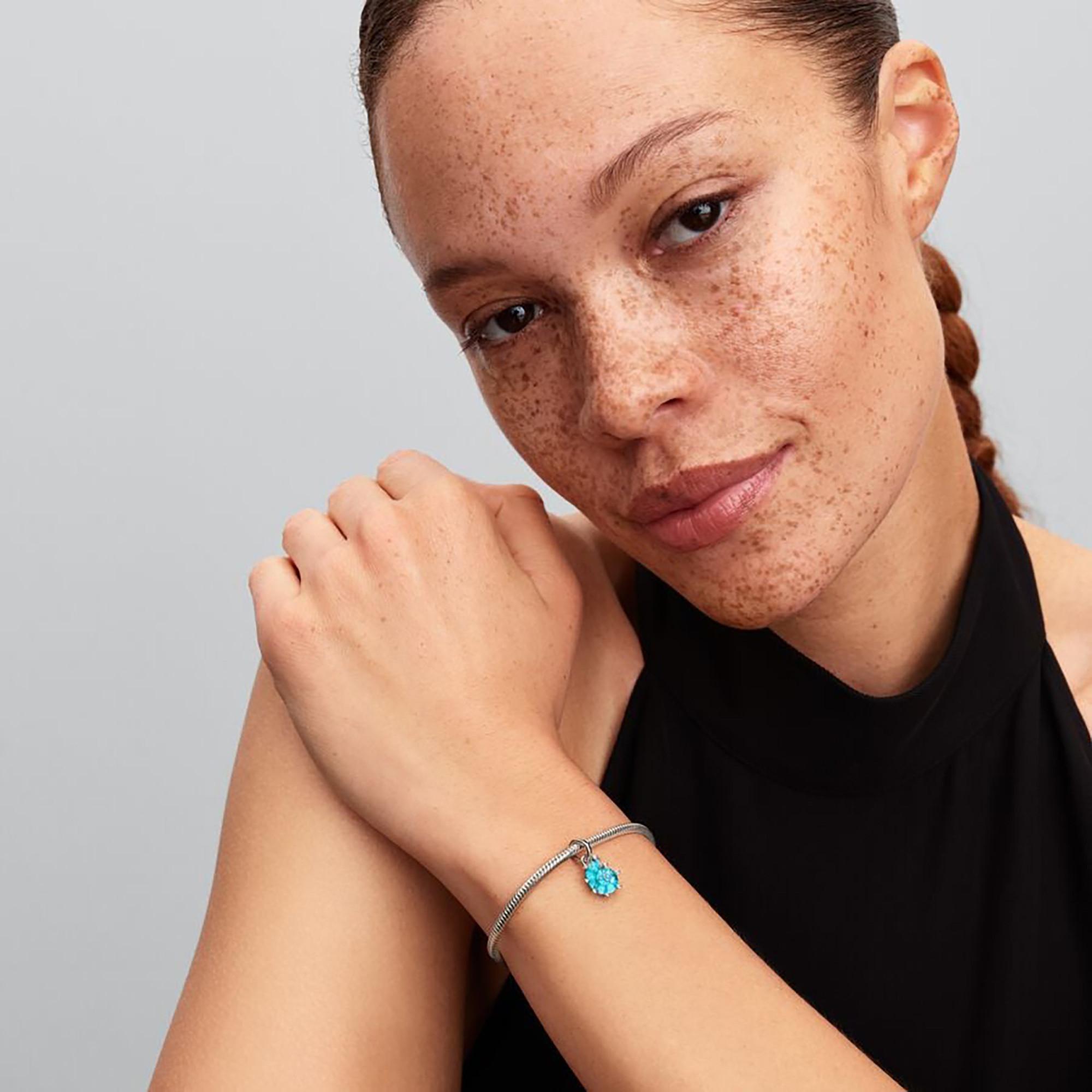 PANDORA Pandora Moments Charm 