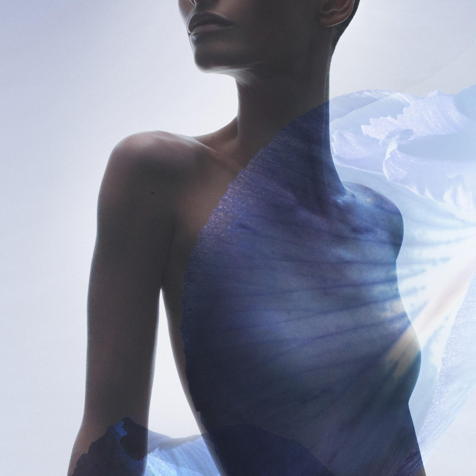 ARMANI Privé Iris Bleu  - Eau de Toilette  