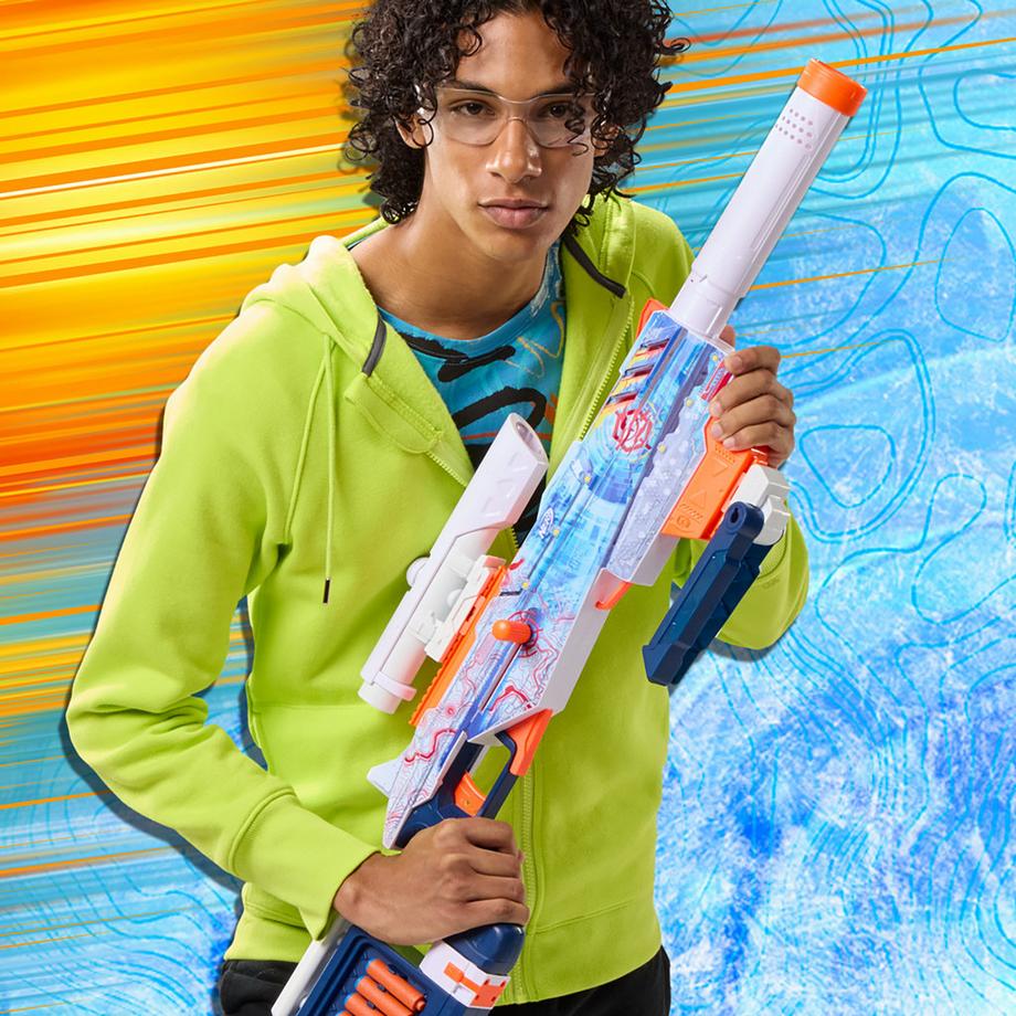 NERF  Loadout Arctic Zerostriker blaster 