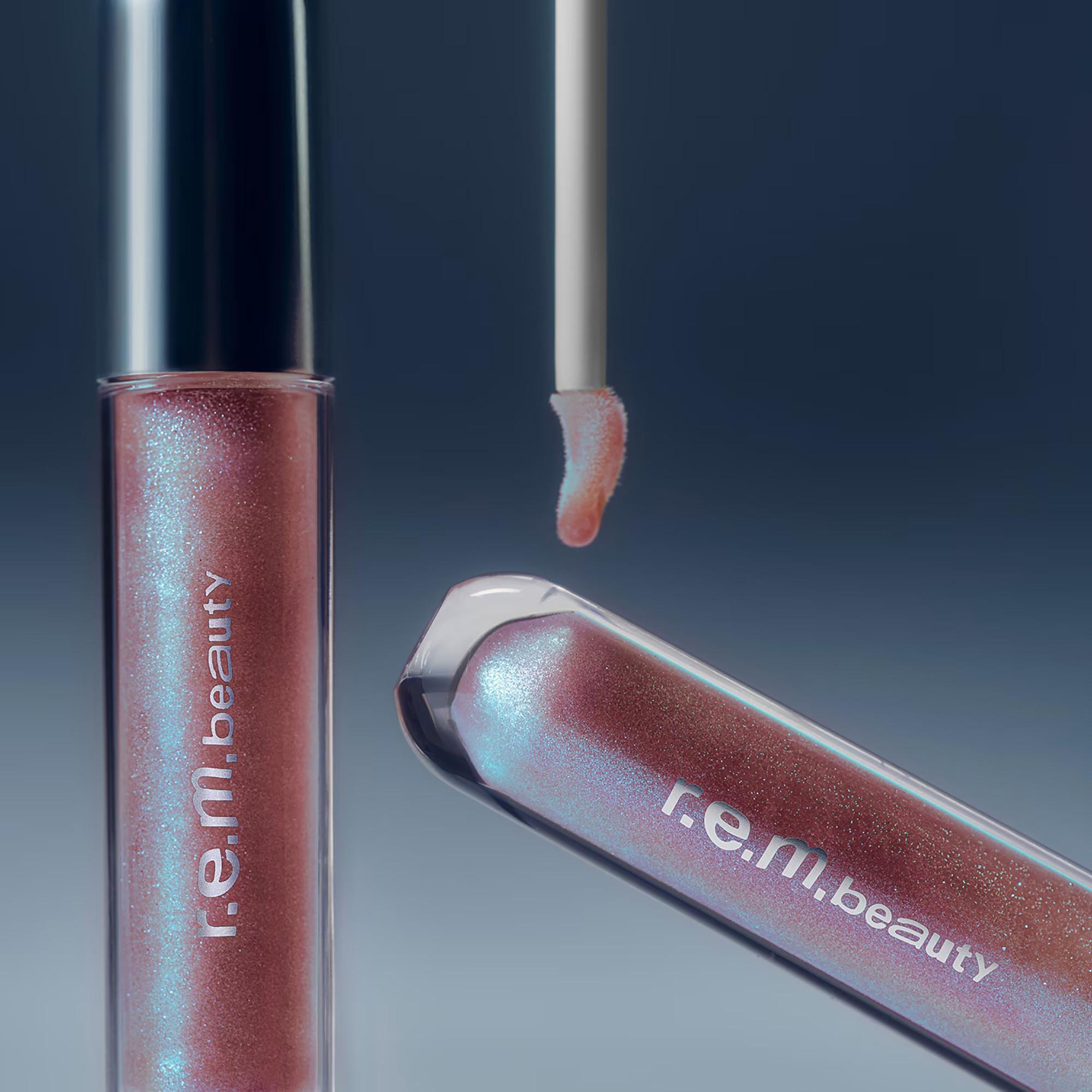 r.e.m.beauty  Essential Drip - Getönter Lippenbalsam mit Hyaluronsäure 