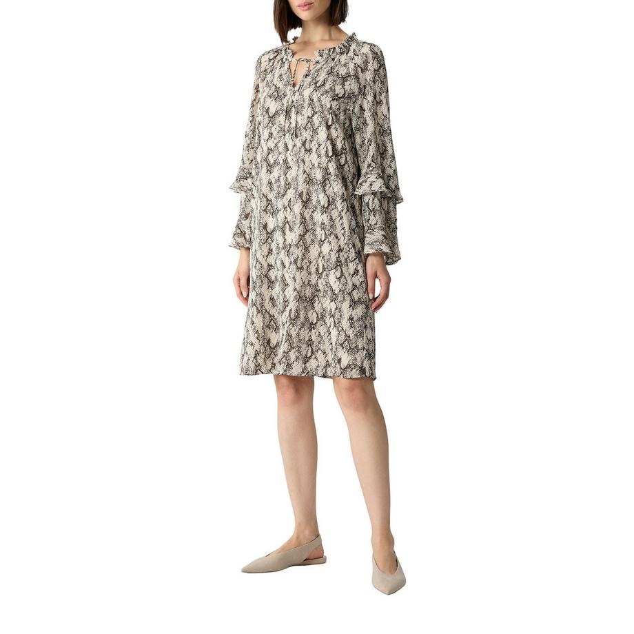 Comma  Robe 