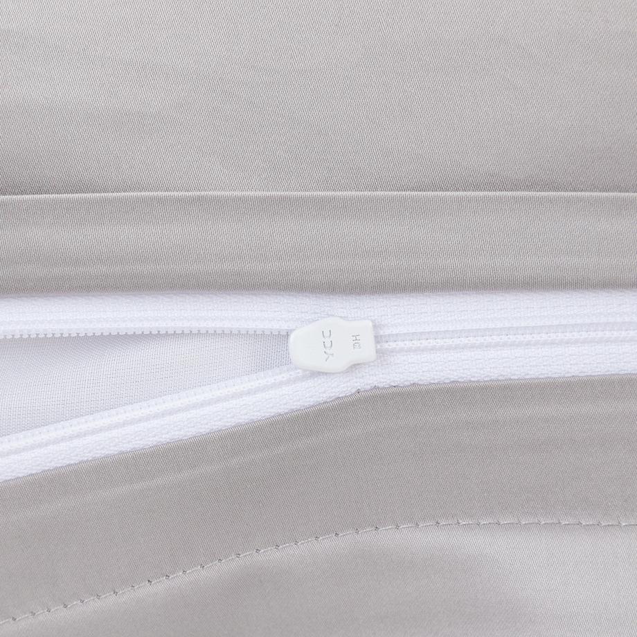 Manor Ventidue Taie d'oreiller en satin rayée  