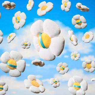 Fenty Beauty By Rihanna  Fairy Bomb Smurfette Daisy - Piumino Scintillante A Forma Di Fiore 