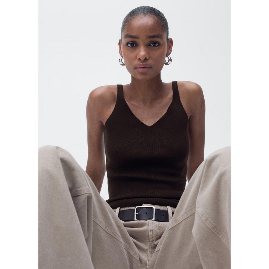 MANGO GYM Top en maille côtelée col en V  