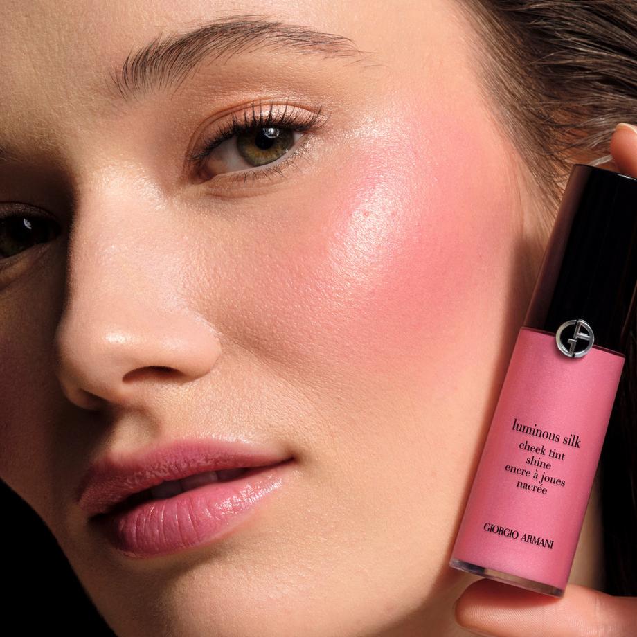 ARMANI  Luminous Silk Cheek Tint Blush 
