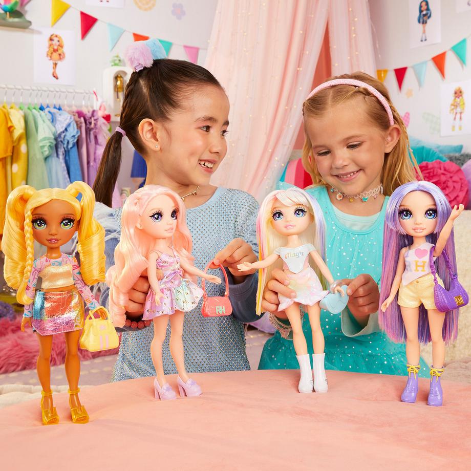 MGA  Rainbow High My Fashion Style Fashion Dolls – Amaya 