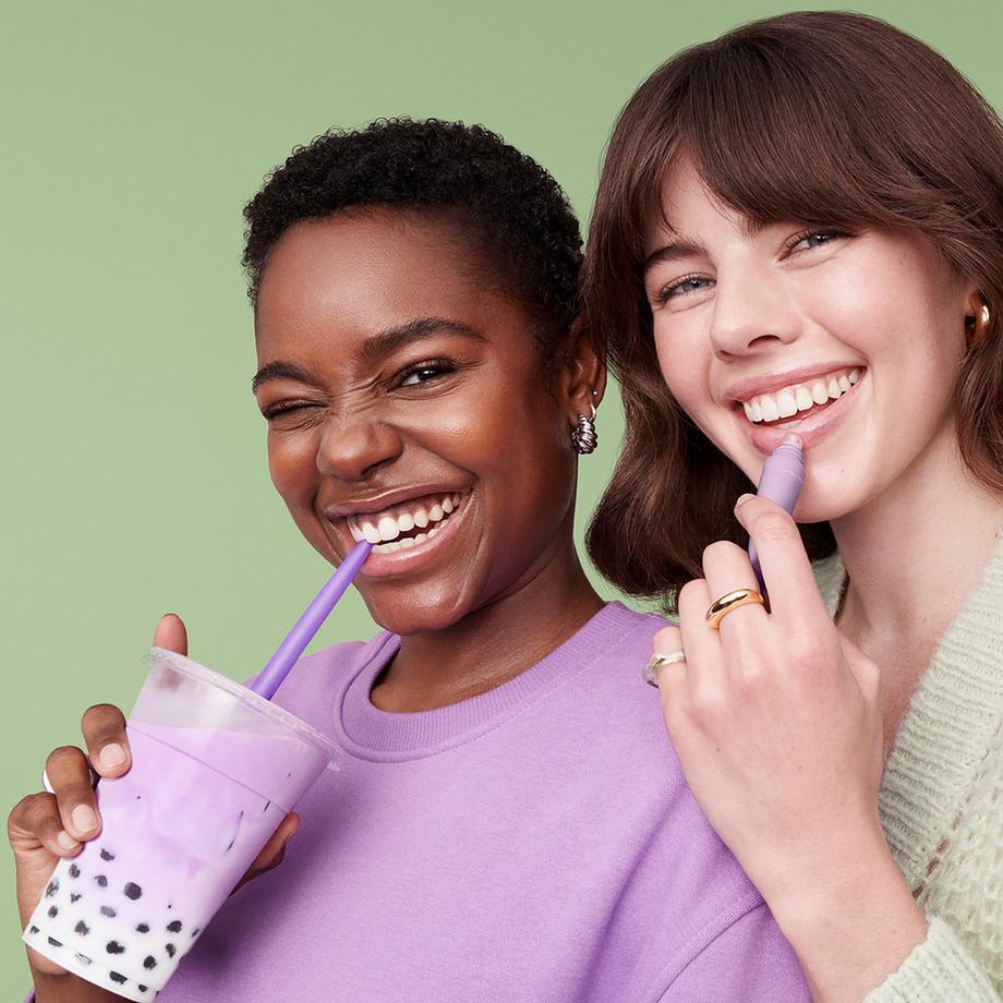 LANEIGE  Lip Glowy Balm 