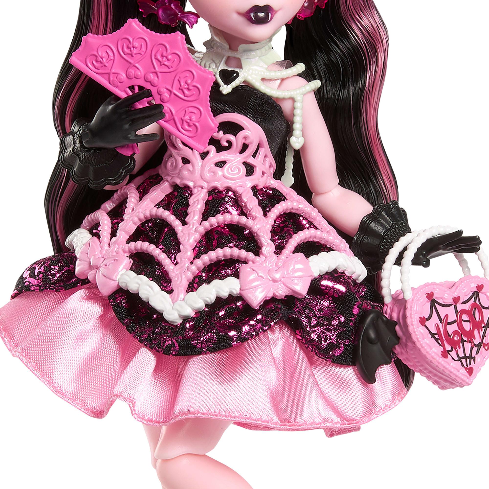 Monster High  Geburtstag Draculaura 