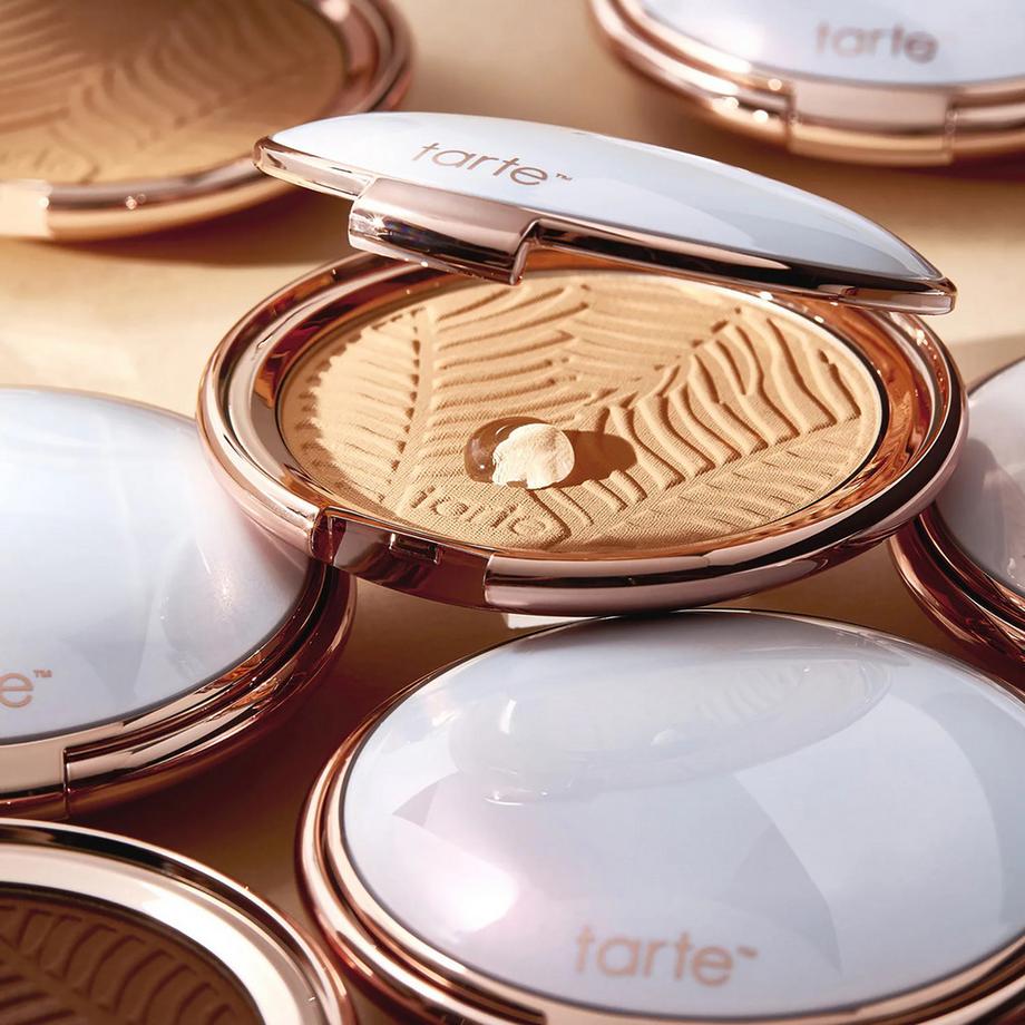 tarte  Amazonian Clay Hyaluronic Powder Foundation 