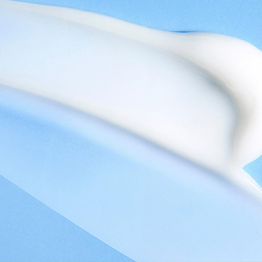 FIRST AID BEAUTY  Hydrating Dewy Gel Cream - Crema idratante all'acido ialuronico + ceramidi 