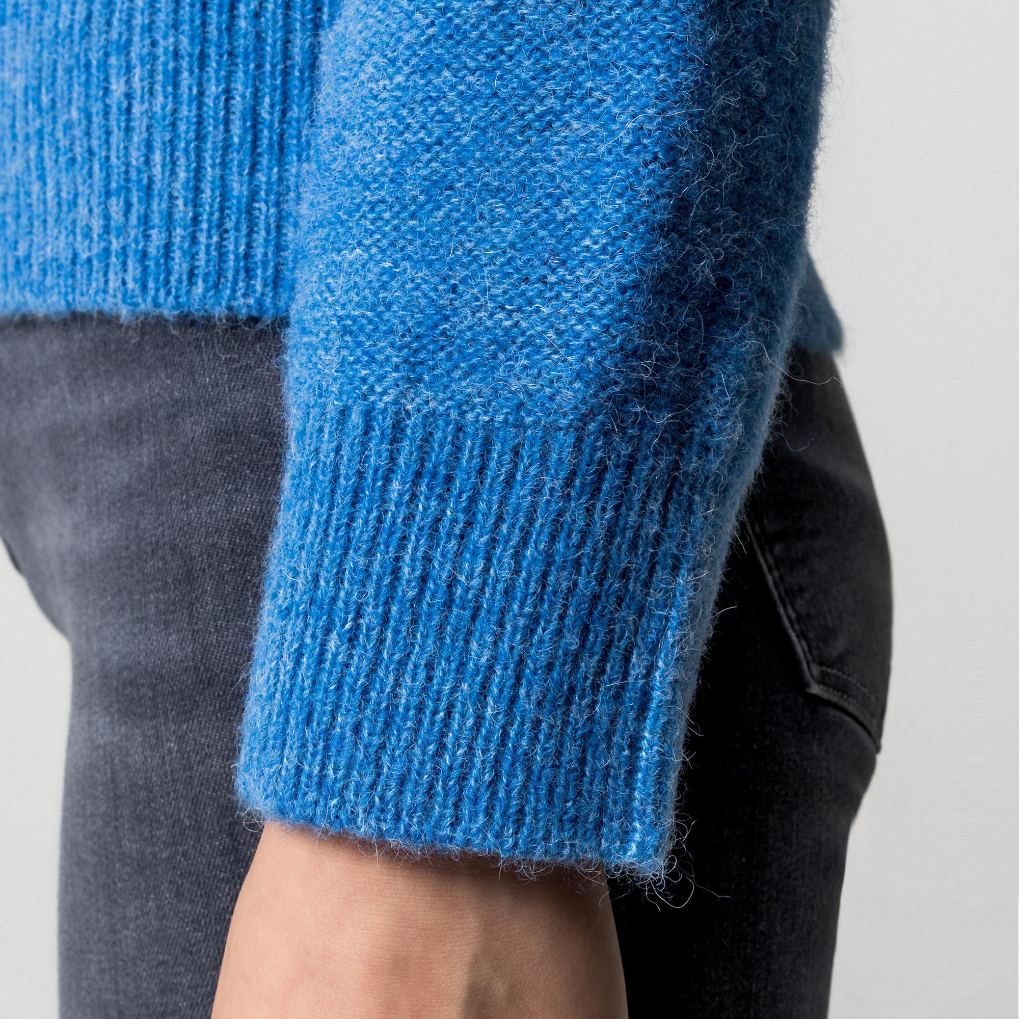 Manor Woman Pull Col V  