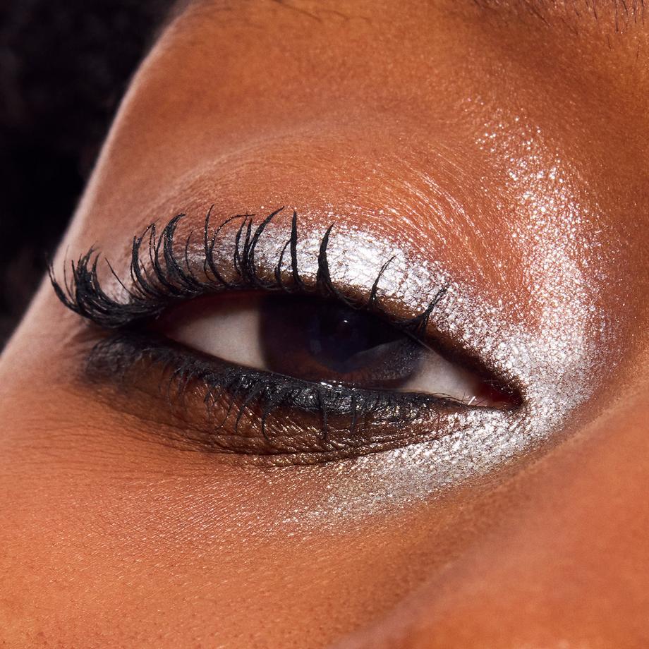 MAC Cosmetics  Dazzleshadow Eyeshadow Stick 