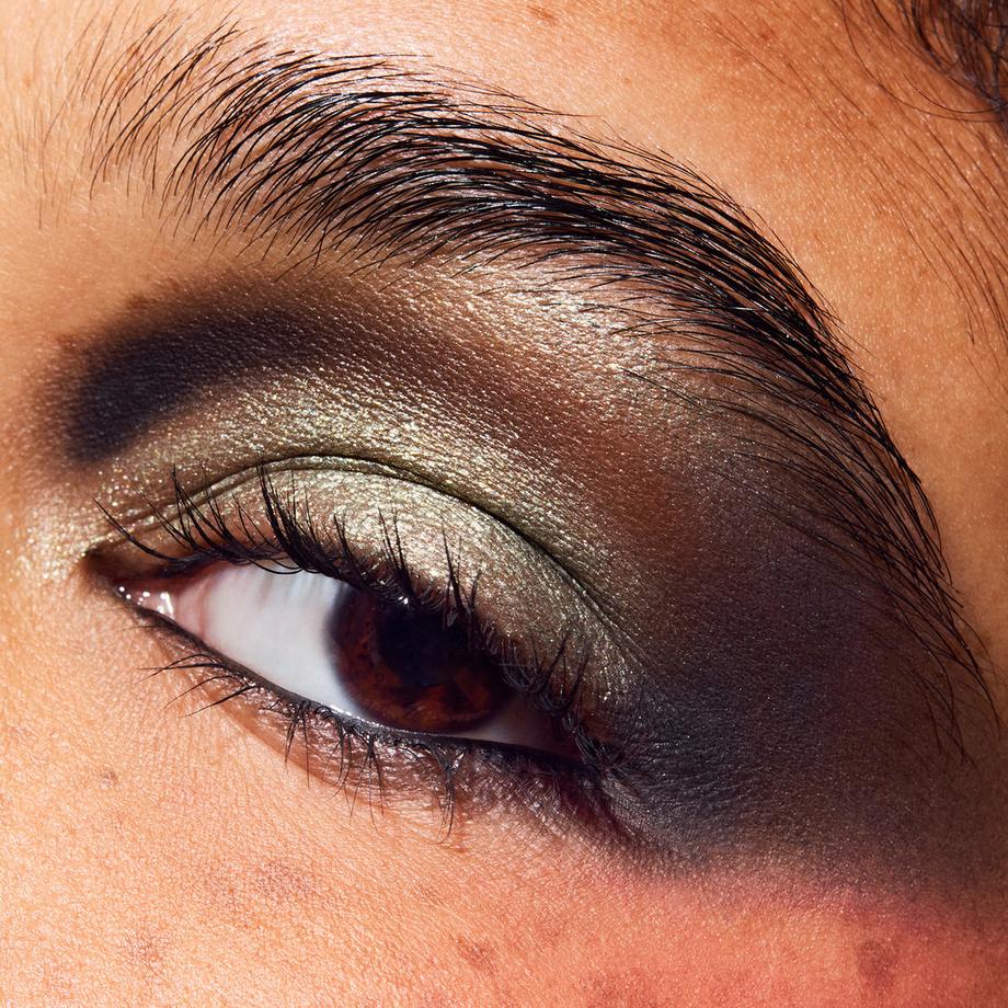 MAC Cosmetics  Dazzleshadow Eyeshadow Stick 