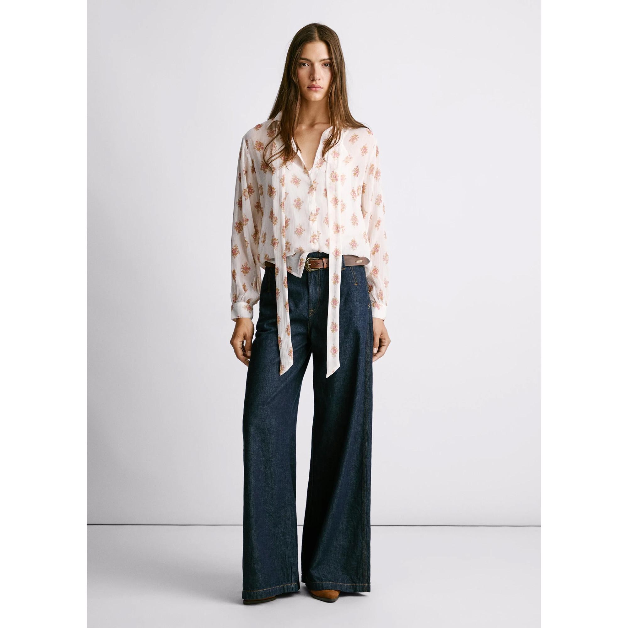 Pepe Jeans London Chemisier à motif floral avec col à nouer  