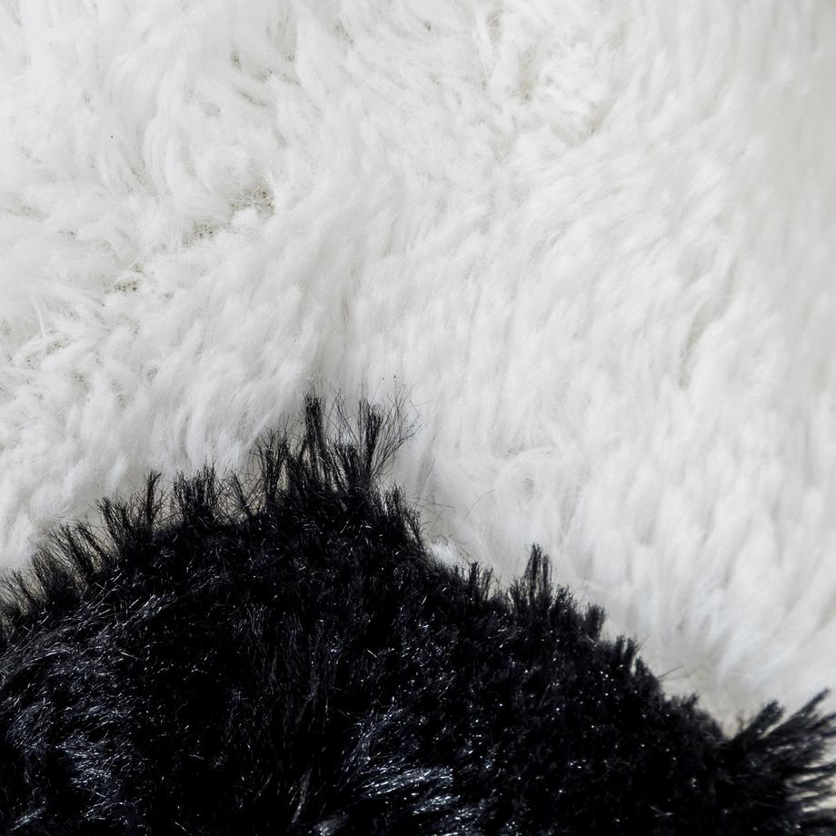 Shanghai Bear Hugs  Panda seduto 