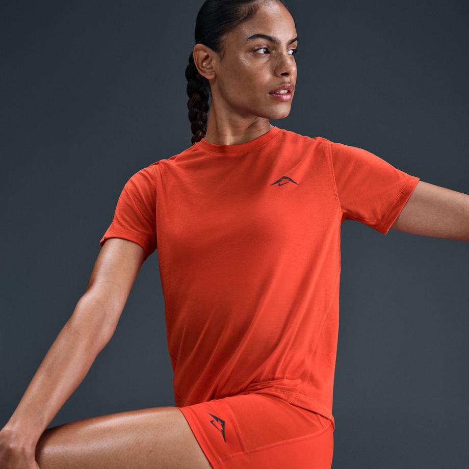 NIKE W NK TRAIL DF SS TOP T-Shirt 