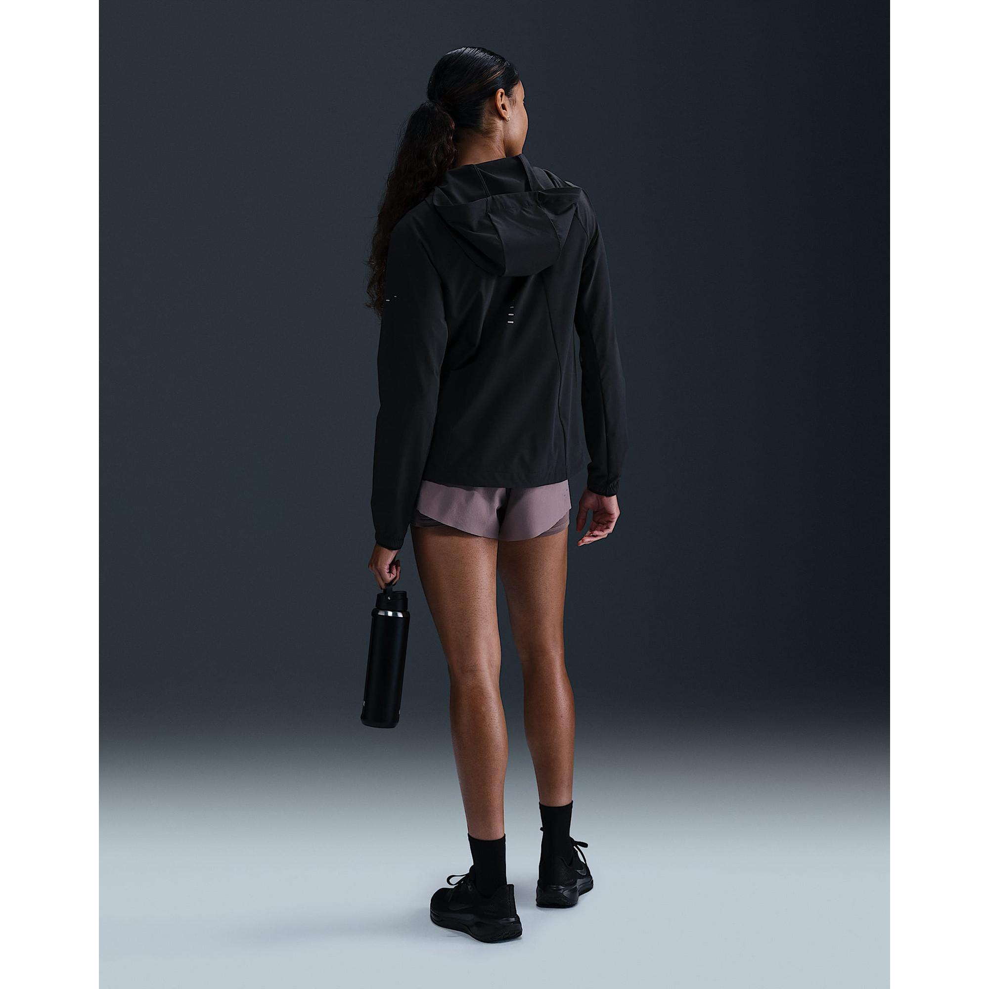 NIKE Swift Trainerjacke 