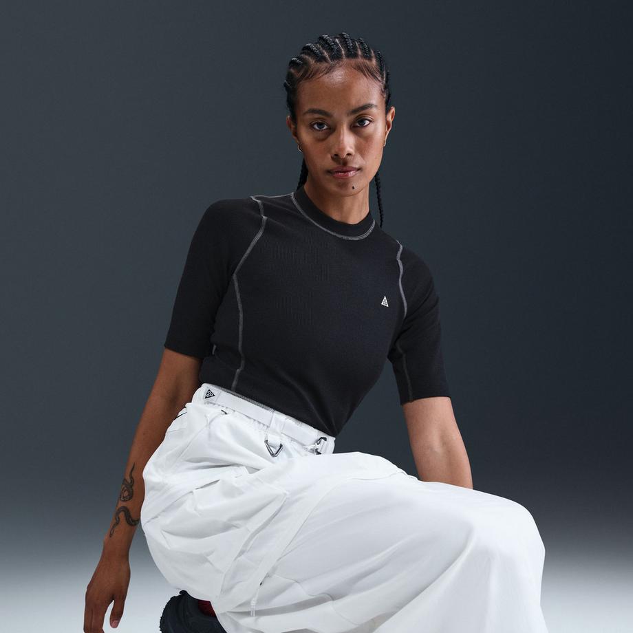 NIKE W ACG DFADV UV CHINATI BSLYR T-shirt 