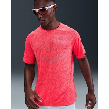 T-shirt girocollo, maniche corte