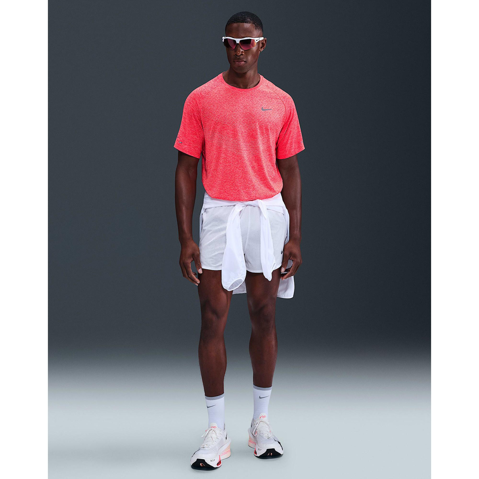 NIKE NIKE CLUB T-Shirt, Rundhals, kurzarm 