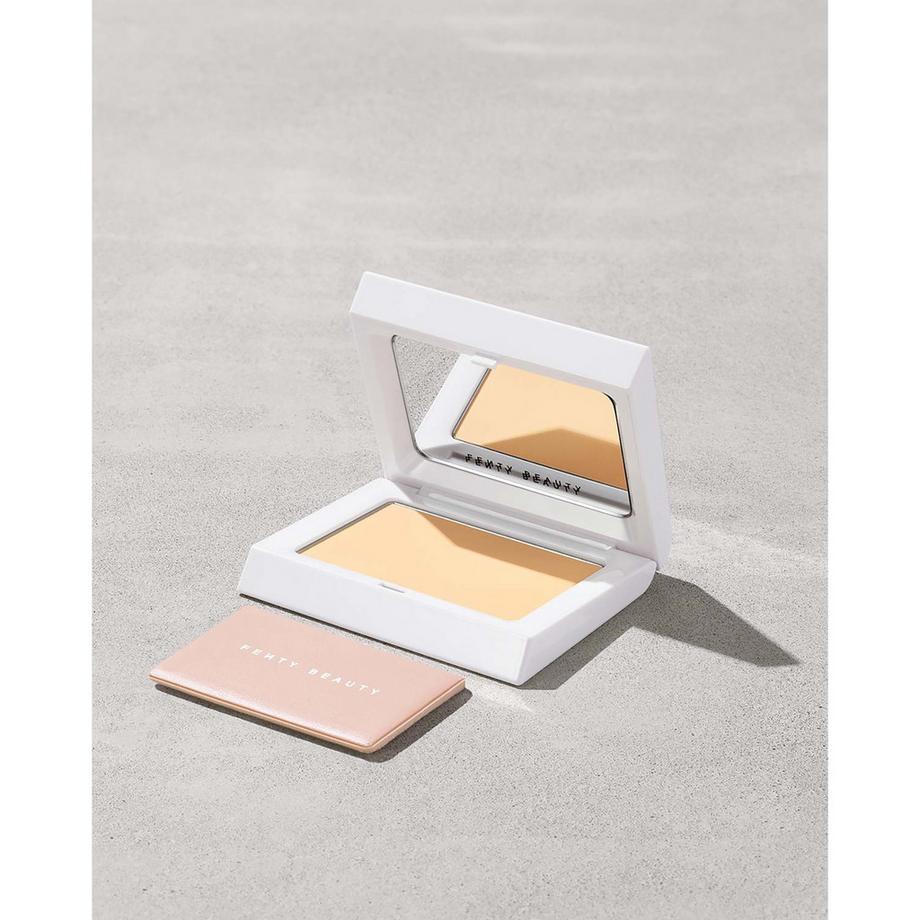 Fenty Beauty By Rihanna  Bright Fix – Weichzeichnendes Puder 