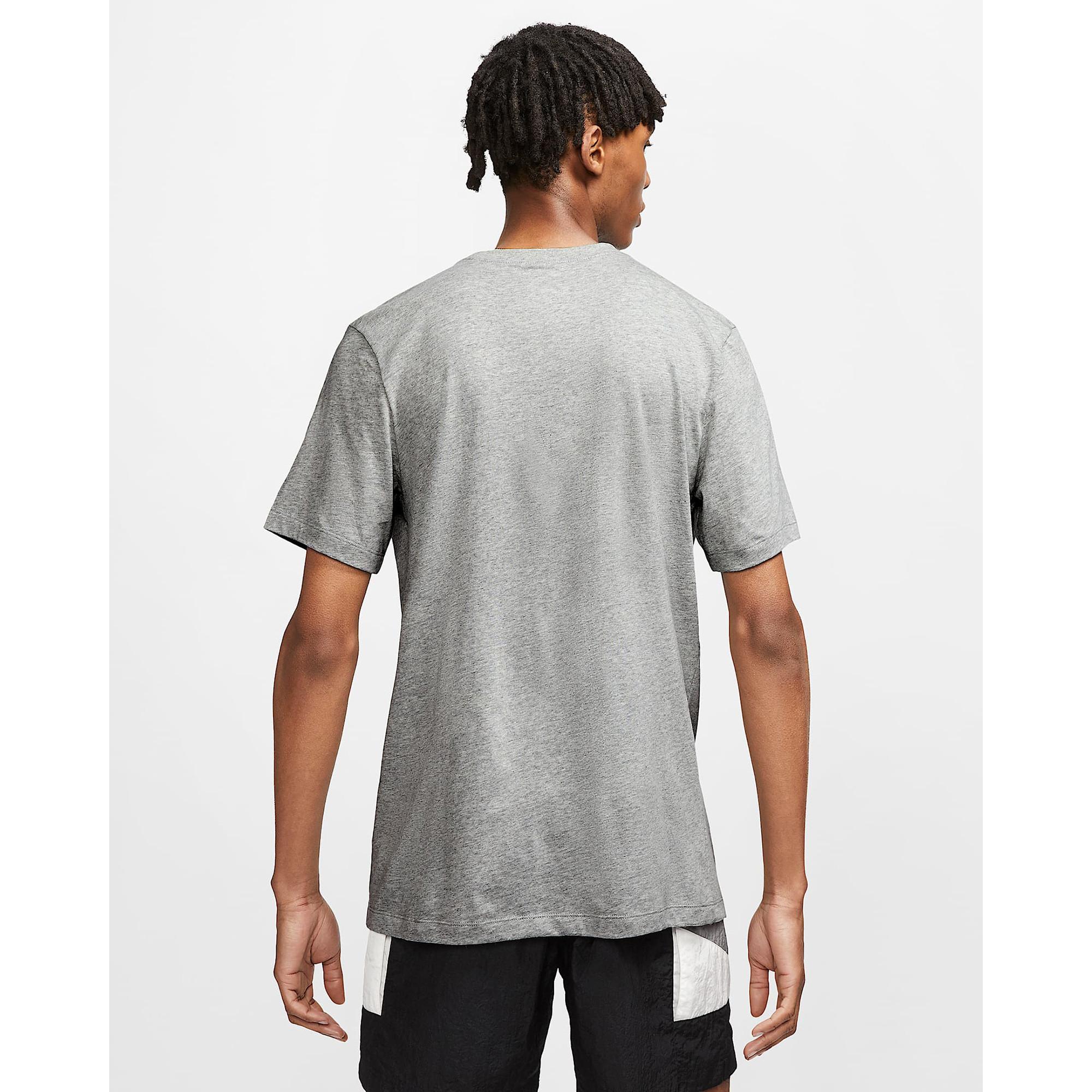 NIKE Sportswear Club T-shirt 